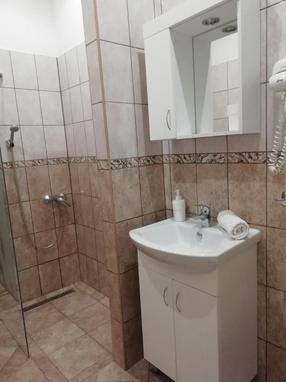 Balla Apartmanhaz Шиофок Экстерьер фото